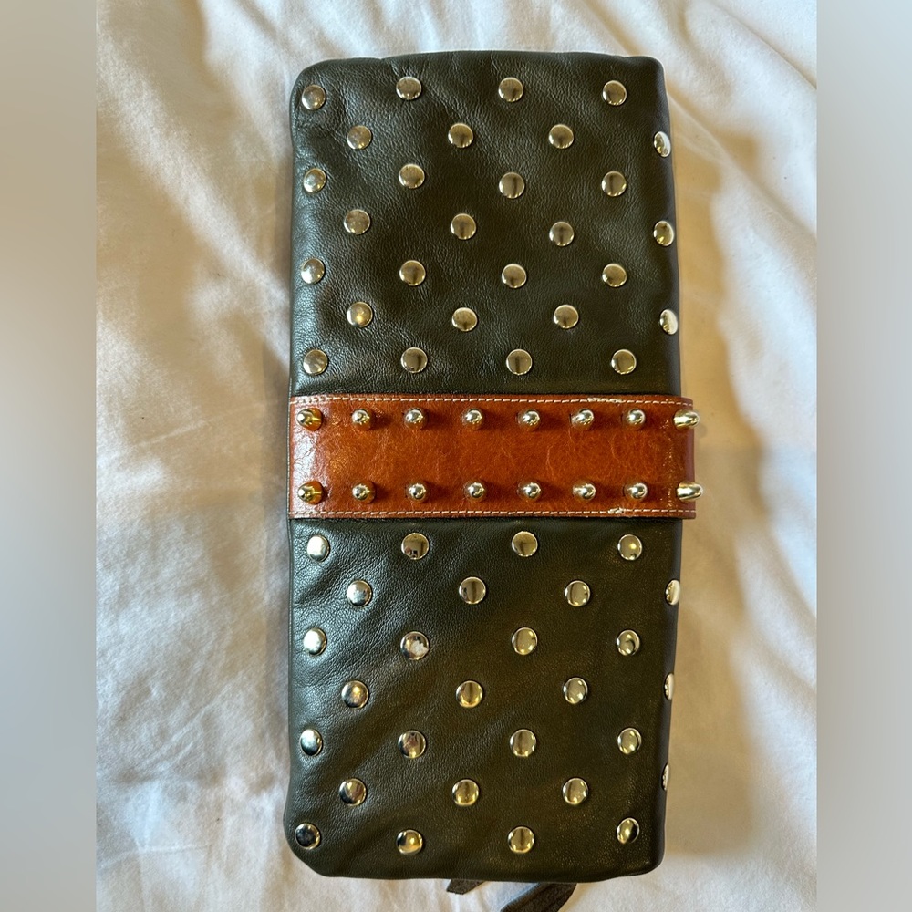 BE&D clutch